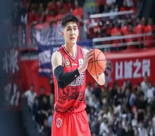 CBA最新消息！鄢手騏或離開遼寧男籃，李祥波合同到期