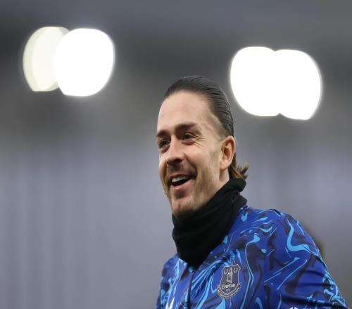 莫耶斯：格拉利什在埃弗頓深受大家喜愛，我們還未和他談判
