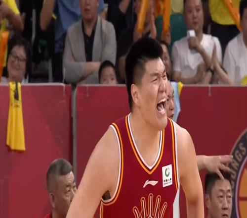 54犯65罰！前板被搶爆，鬼才潘江錯換大劉，成全廣廈11奪回主動