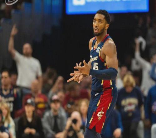 圖文22！米切爾下半場(chǎng)39分！追平NBA歷史紀(jì)錄