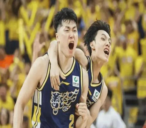 CCTV5直播！廣東VS首鋼生死戰，杜鋒客場全力爭勝