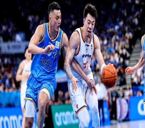 5中1！北京鋒霸遭張鎮(zhèn)麟完爆，球迷：沒腦子沒防守，偶爾蒙個(gè)三分