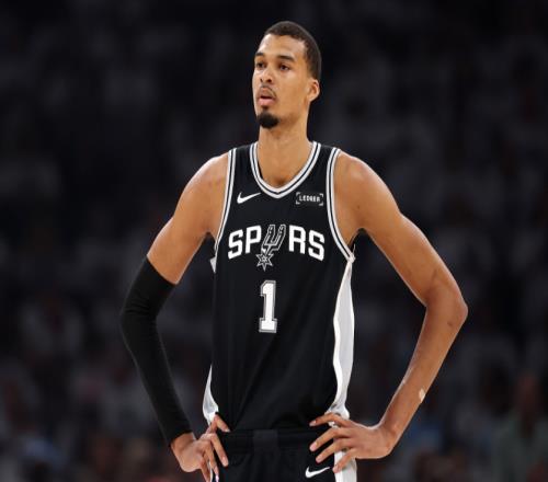 逃過罰款！NBA官方口頭警告文班亞馬因天王山后拒絕采訪