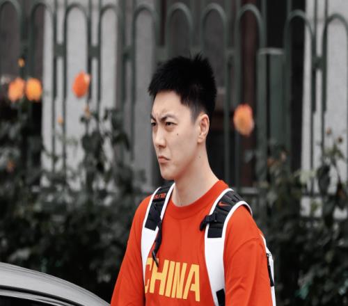無周琦趙睿缺9大主力！2戰塞爾維亞勁旅，男籃8人成重點考察對象
