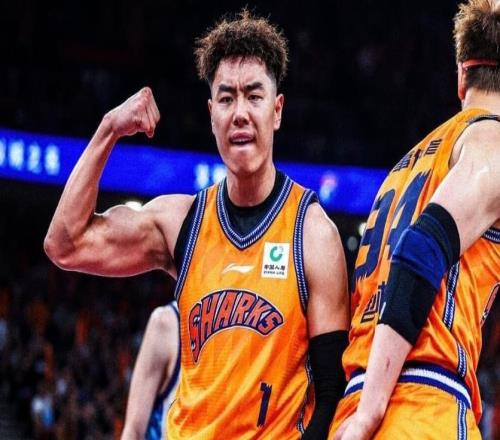 CBA總決賽門票被哄搶G5戰被炒到7778元：上海隊無愧CBA尼克斯