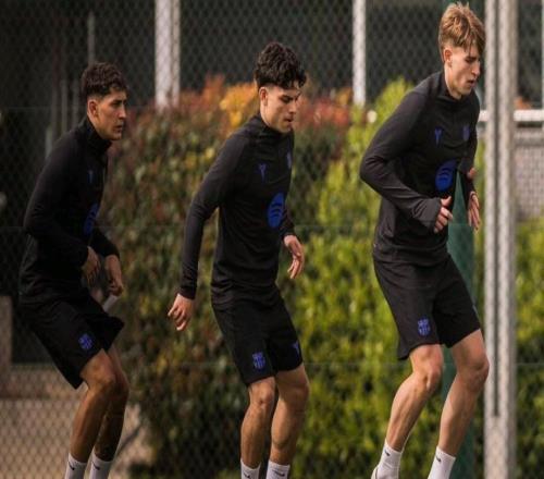 世体：因巴尔德和孔德受伤，B队帕西菲科参与巴萨一线队训练