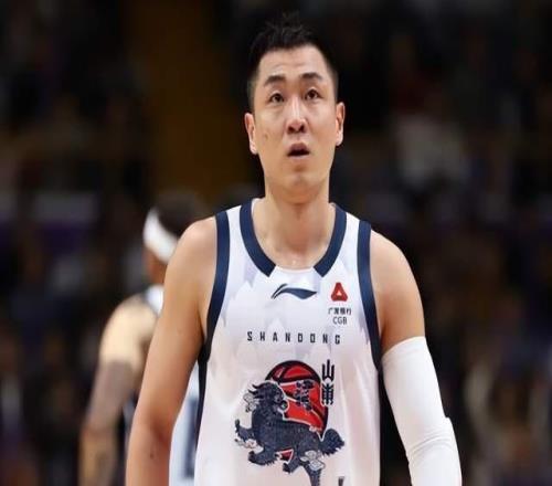 山东男篮不敌广州：外援短板明显、威金顿打脸邱彪后卫都是于德豪