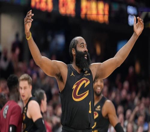 轰22+9+8！我劝不住哈登，阿特金森摊牌无奈发声，队记也把话挑明