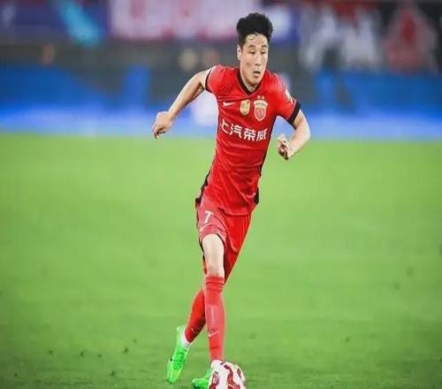 中超上海海港VS河南：开赛前就比蓉城少5分，还是夺冠热门