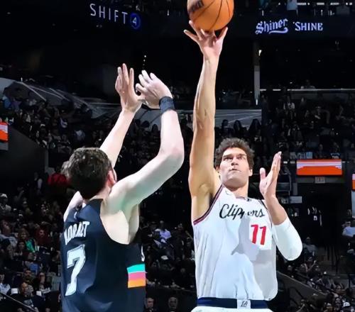 今日的NBA常规赛结束了所有比赛，西部最新积分榜如下！