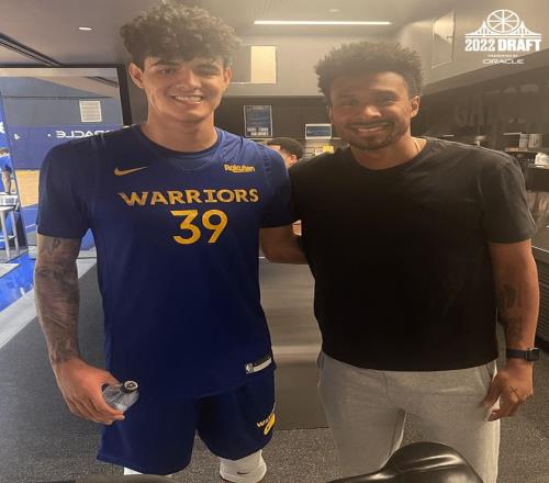 NBA唯一巴西人，增重20KG顶内线