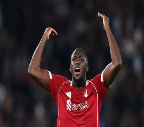 利物浦26岁铁卫续约僵局：条款博弈背后的防线焦虑