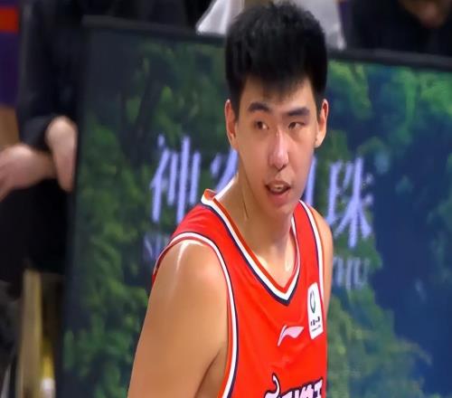 随着广东北京取胜,CBA又乱了!广东冲进前三,广州季后赛稳了