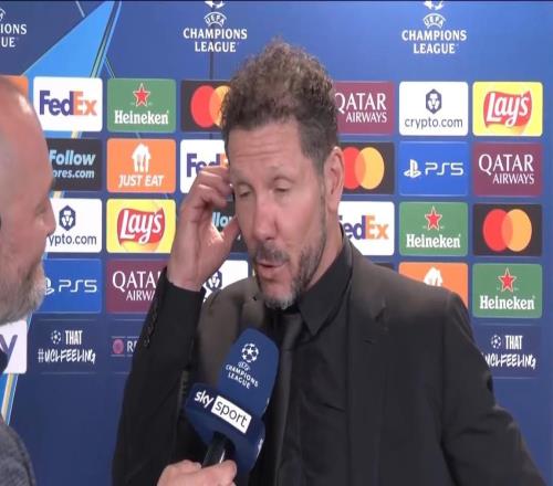 西蒙尼:多打一人反而退得太靠后那是因为球员真的跑不动了