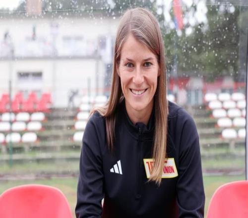 他下课她上课五大联赛迎首位“女掌门”