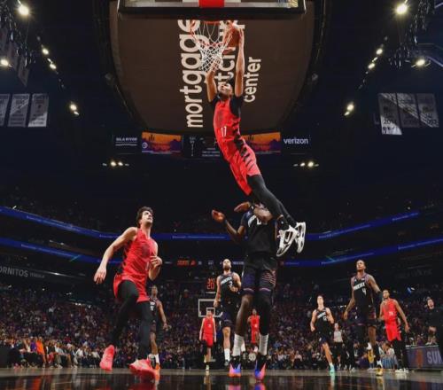 2+1绝杀!爆砍41分7板12助!时隔5年重返季后赛