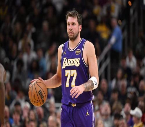 湖人季后赛生死牌：东契奇飞西班牙打针，小里躺平等夏天2.41亿