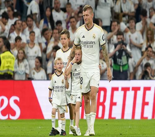 克罗斯退休两年皇马居然想要他回归果然是真爱_西甲直播