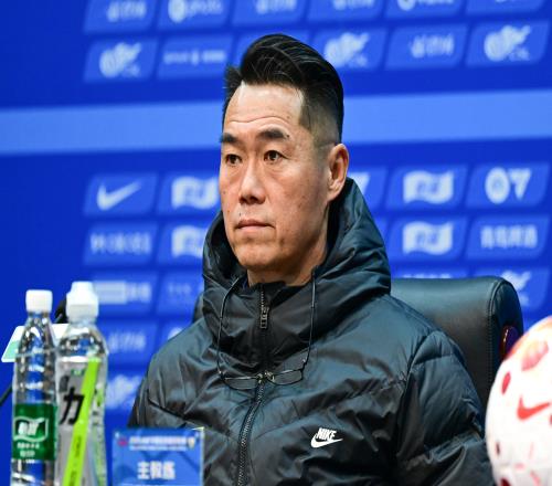 宿茂臻提到克雷桑在训练前感到稍微有些疲劳,刘洋和德尔加多也有些疲惫_中超直播