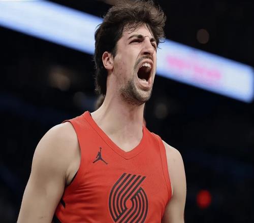 41分7板12助2帽!阿夫迪亚打爆狄龙,杨瀚森躺赢,斯普利特难转正