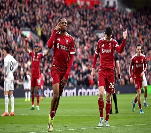 懂球帝X咪咕英超第32轮最佳进球:恩古莫哈内切兜远角