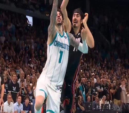 斯波直言三球该被驱逐！鲍尔准绝杀戴大金链：轰30+10自我救赎