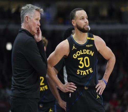 勇士休赛期疯狂引援计划曝光!追逐三大超巨,科尔去留成疑