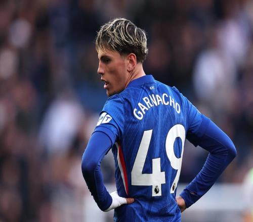 21岁加纳乔或遭处罚删光切尔西社媒+采访示好曼联英超21场仅1球