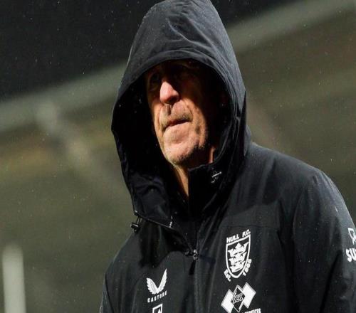 带队从垫底冲到第7，主帅却被逼宫离职