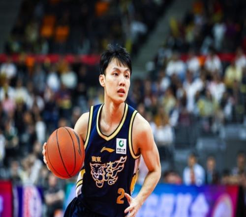 崔永熙送制胜封盖！广东15分逆转宁波徐杰27+5+4杜锋胡明轩缺席