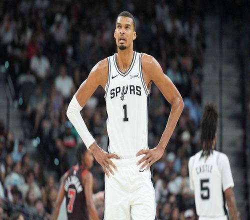 无语了,马刺队文班亚马的出场时间被用来佐证65场规则的荒谬之处