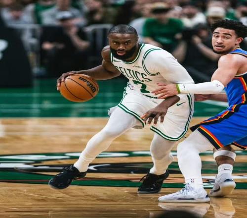 掀翻雷霆队,终结12连败!布朗31+8+8怒吼庆祝,他也配得上MVP