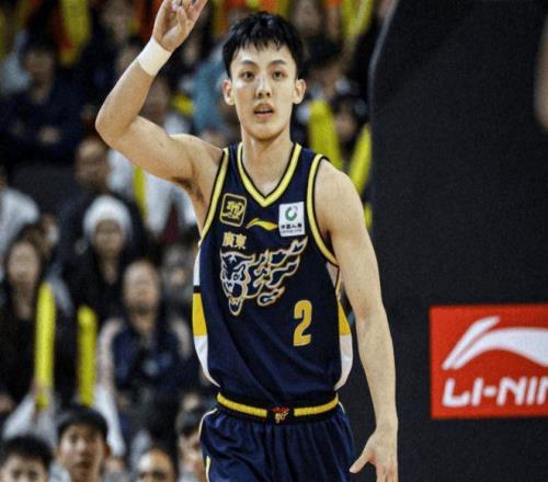 徐杰27分救主广东险胜，王少杰0分0板，内线隐患引忧虑
