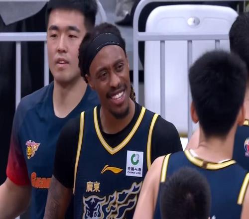 杜锋离队！广东男篮被曝召回焦泊乔，欧洲名帅接任新主教练！