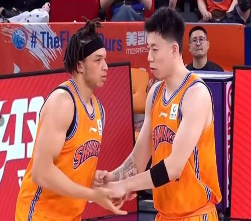 上海洛夫顿怀特塞德受伤,辽宁锁定季后赛,山东于德豪赛季报销