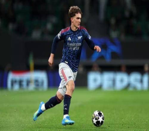 阿森纳争冠遇挫阿尔特塔该试试16岁小将道曼了