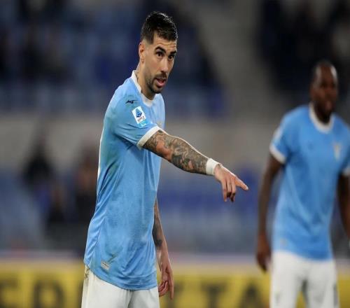 拉齐奥藏了3场的主力突然首发,佛罗伦萨保级战前夜被截胡