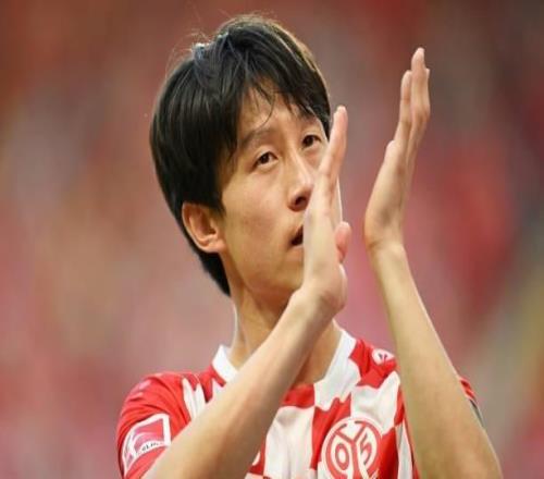 韩媒：韩国国脚李在城左脚脚趾骨折，预计至少伤缺3周