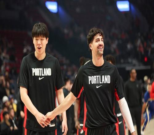 开拓者赛季表现:42胜进入附加赛,场均失误17.3联盟最多