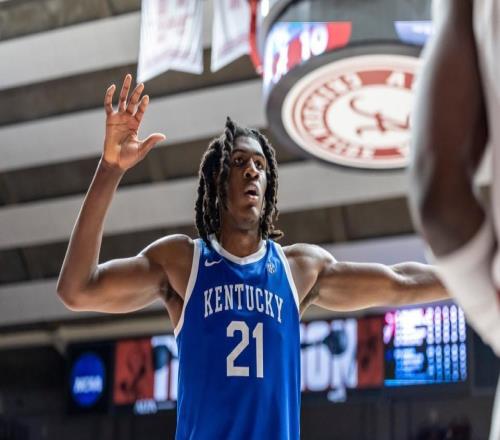 昔日顶级五星高中生将参加NBA选秀，但他上赛季只打了4场比赛