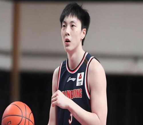 噩耗！广东男篮核心伤情加重，广州龙狮或买断徐昕，奎因摆脱骂名