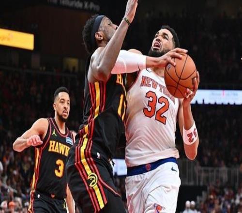 尼克斯vs老鹰首轮前瞻：内线重型炮大战侧翼骑兵连