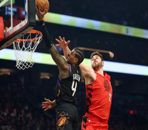 一场114110的险胜,让马刺如坐针毡,快船、勇士也感到绝望