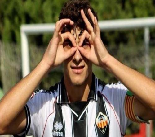 卡斯特利翁官方：梯队18岁前锋圣马里亚将在下赛季前往皇马