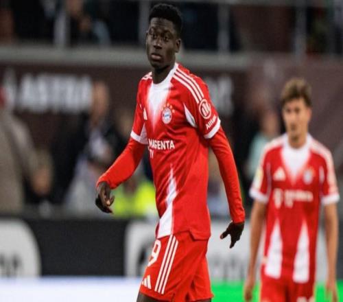 表现可圈可点,拜仁18岁中场恩迪亚耶替补出场完成德甲首秀