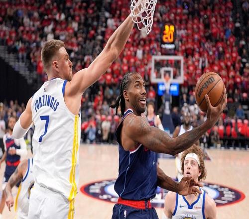 领先13分被逆转!小卡关键球单腿追梦抢断下半场7分5失误沦罪人