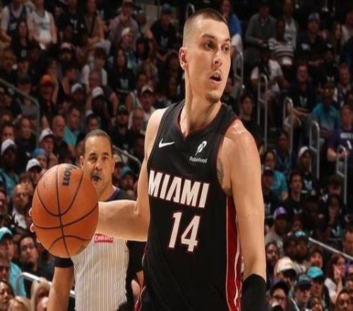 希罗：我们给自己挖了大坑整个赛季我们都有机会避免附加赛