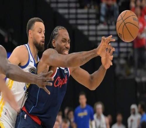 疯狂一天！三球遭追加处罚，库里35分拯救勇士，快船遗憾出局