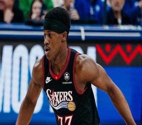 马克西31+6，探花两双乔治锁死班凯罗，艾弗森见证76人重返季后赛