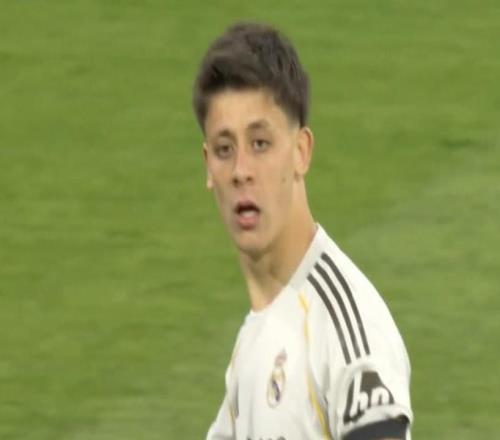 攻破拜仁大门，居莱尔斩获欧冠生涯首球